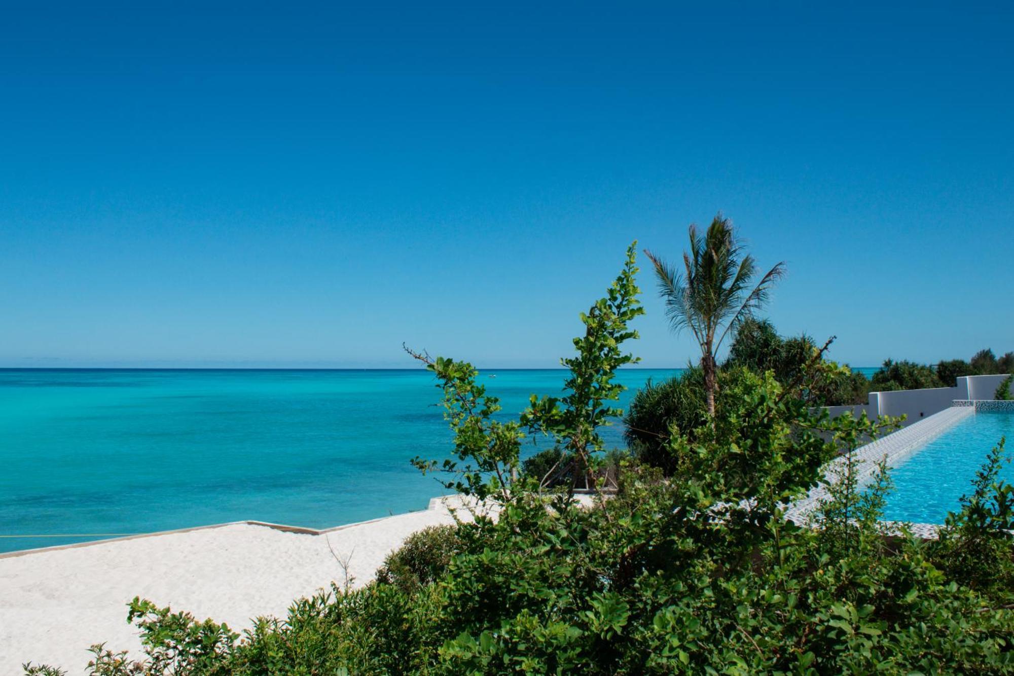 Oasis Blu Beach Resort-Adults Only Нунгви Екстериор снимка