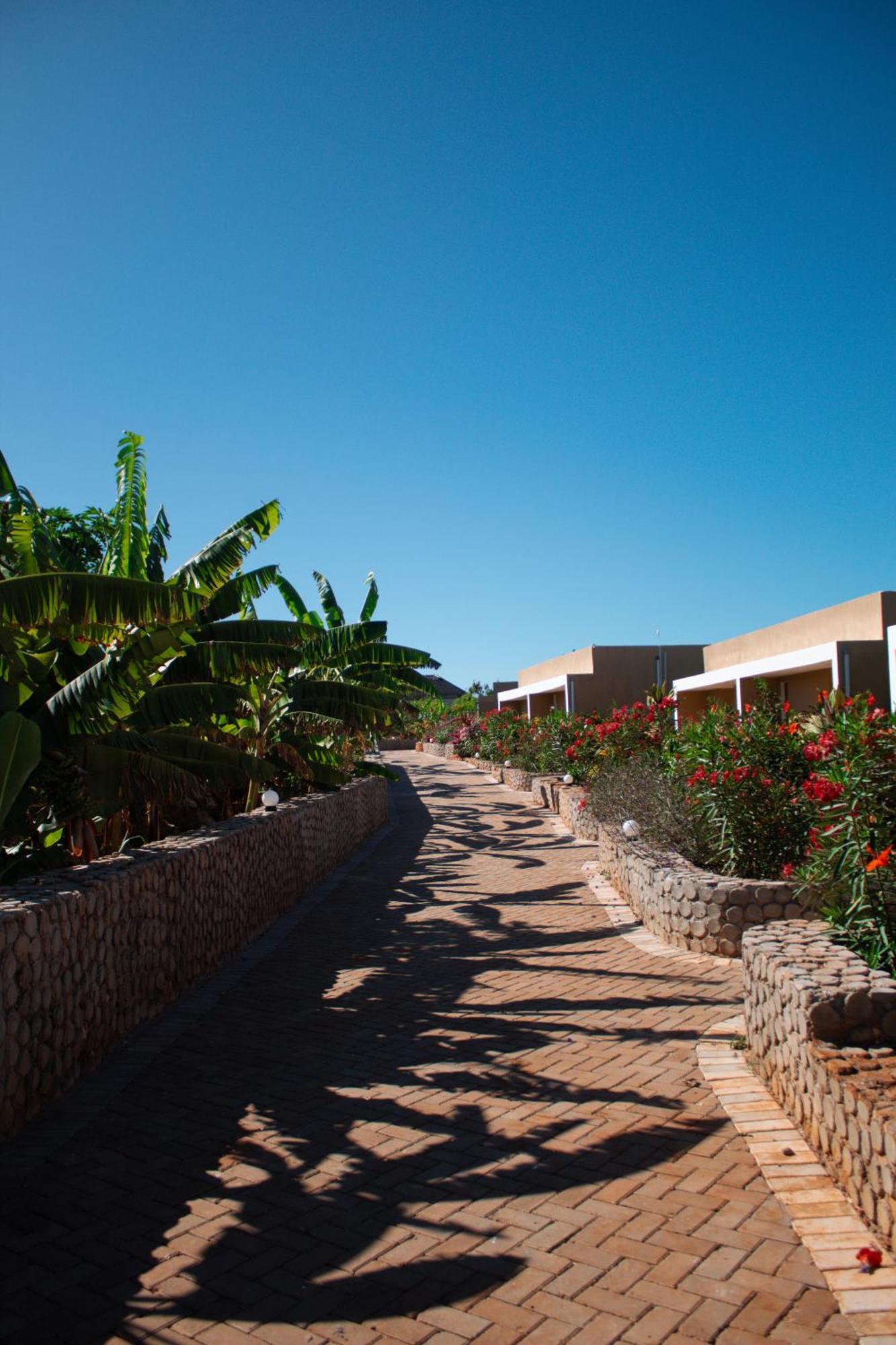 Oasis Blu Beach Resort-Adults Only Нунгви Екстериор снимка