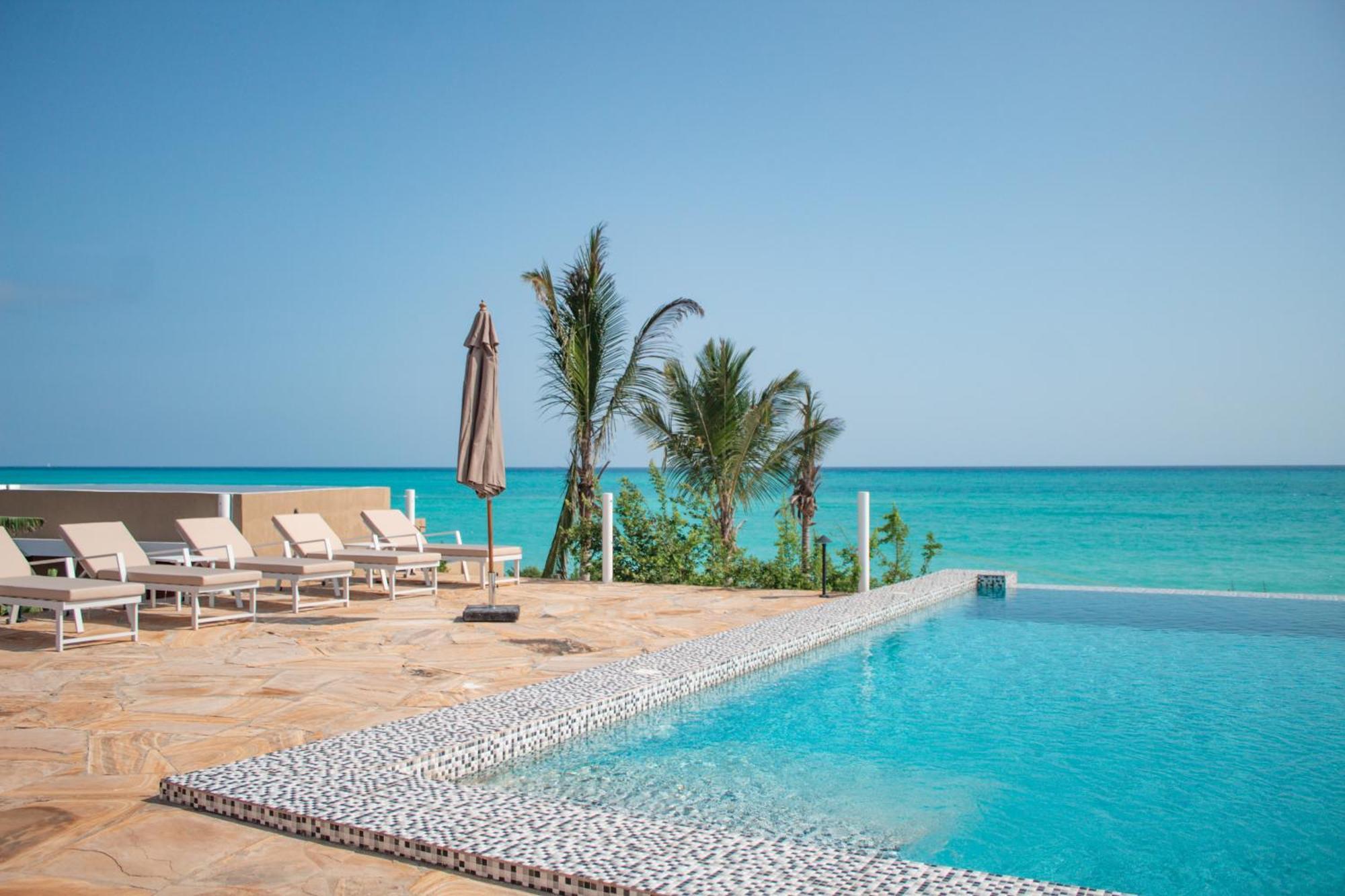 Oasis Blu Beach Resort-Adults Only Нунгви Екстериор снимка