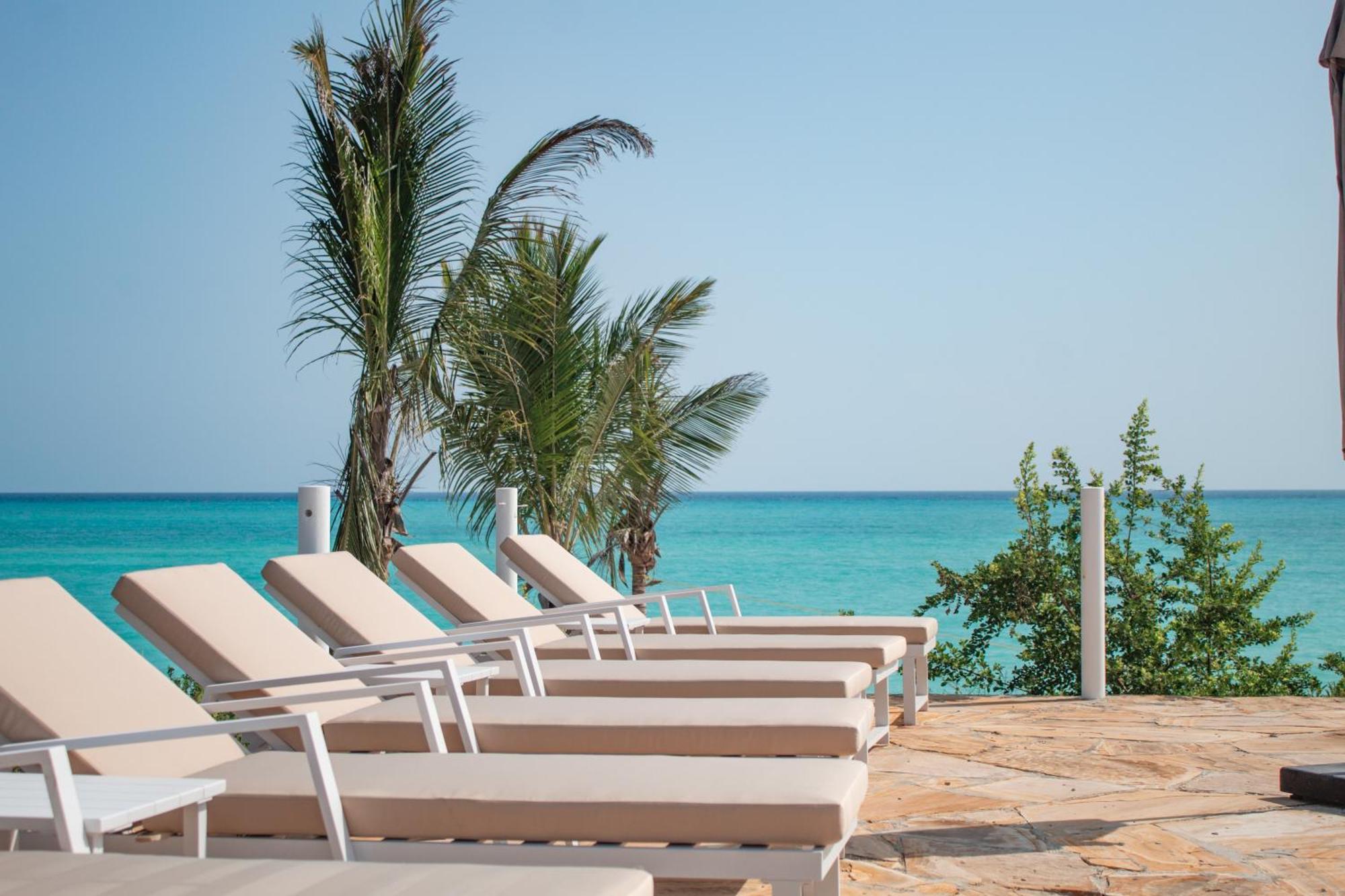 Oasis Blu Beach Resort-Adults Only Нунгви Екстериор снимка